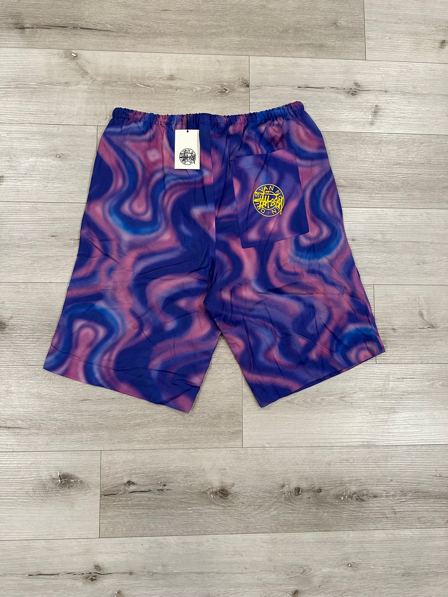 (XL) Stussy x dries van noten shorts