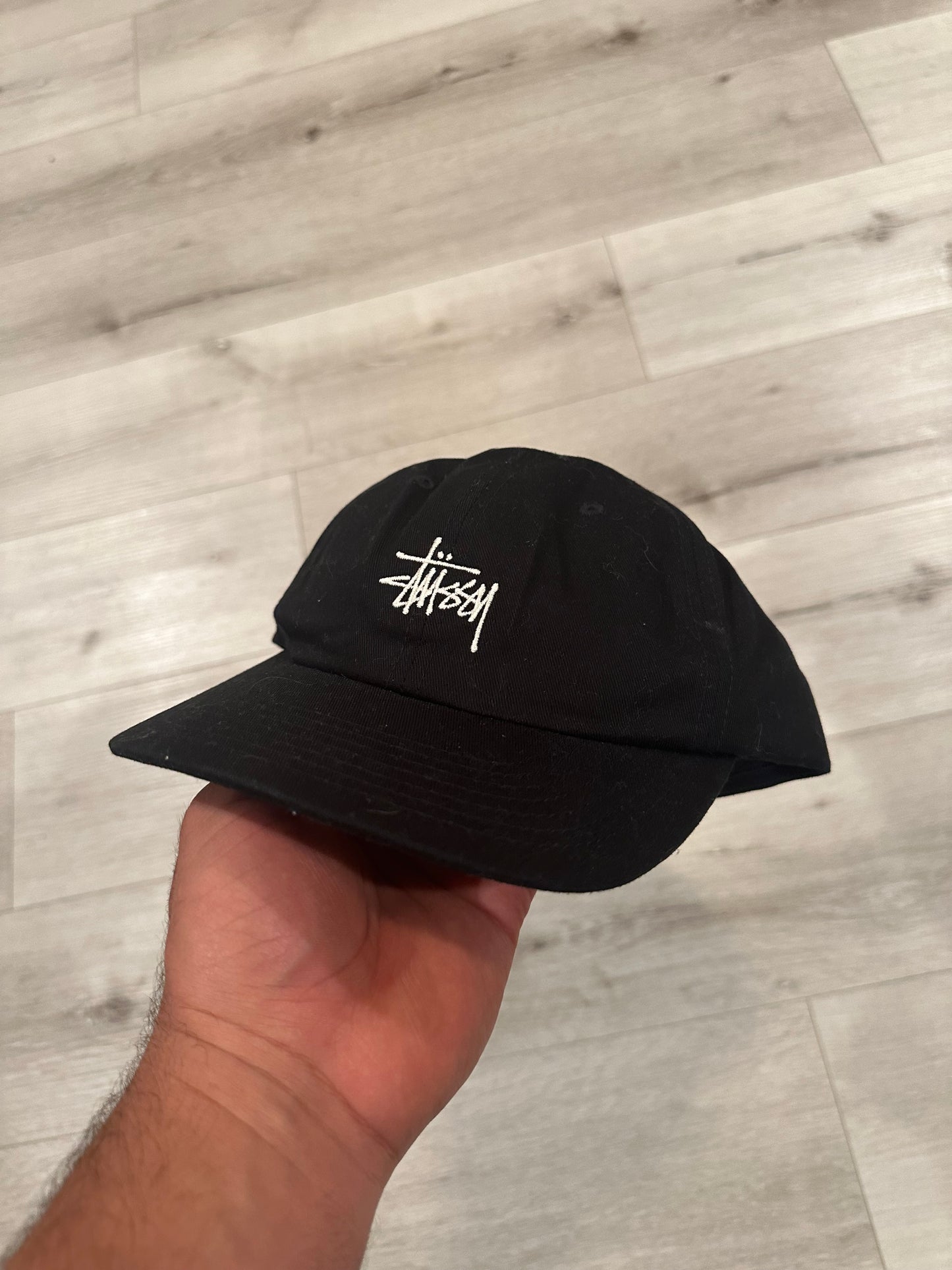 Stussy baseball cap w/ embroidery