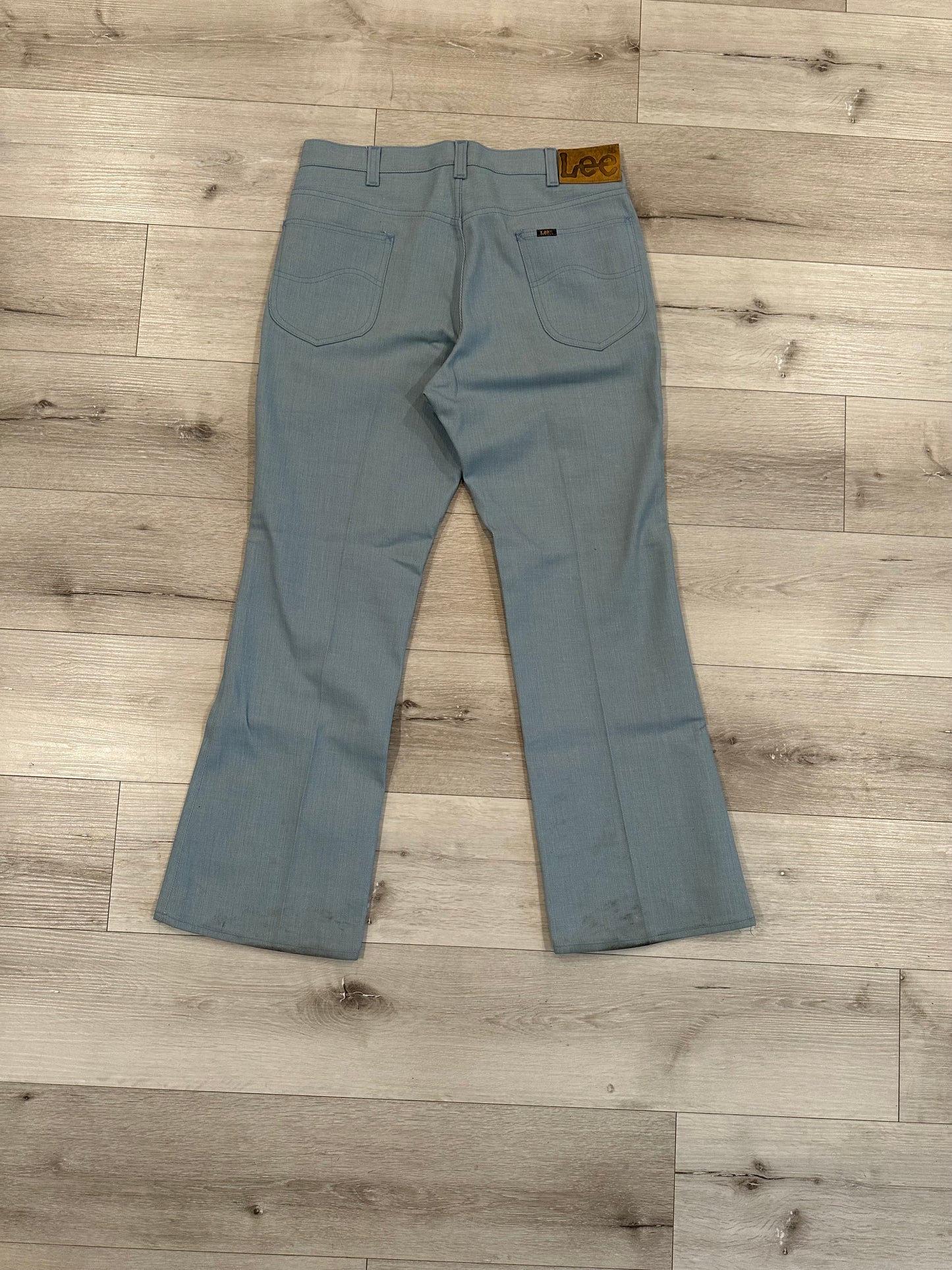 Vintage lee flared baby blue jeans 1970s/80s 33x30