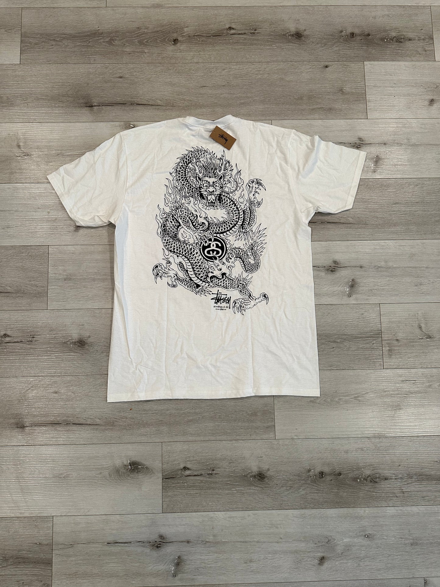 (L) STUSSY DRAGON SHIRT 23x31