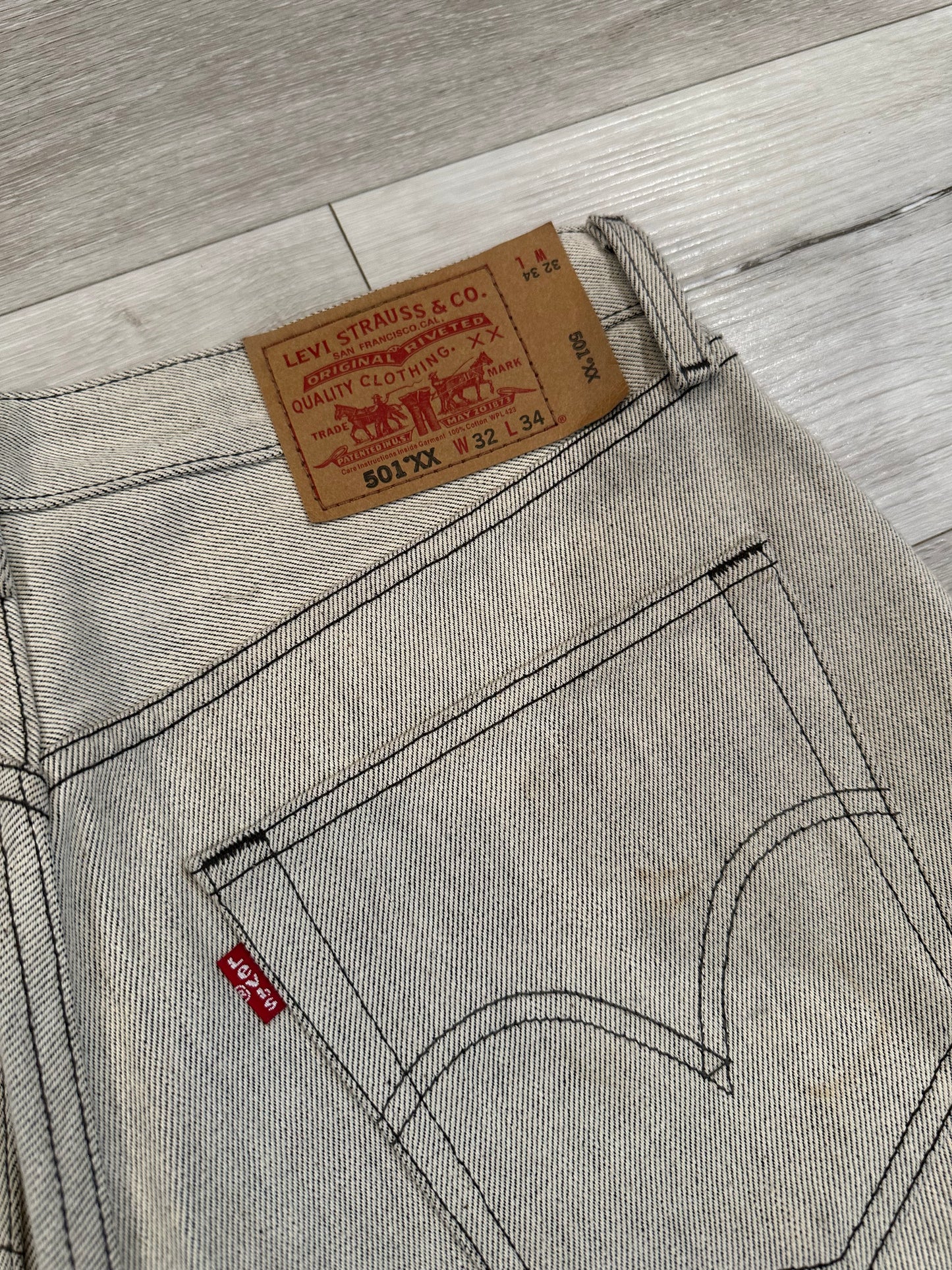 Levi’s 501XX jeans rare color 32x34