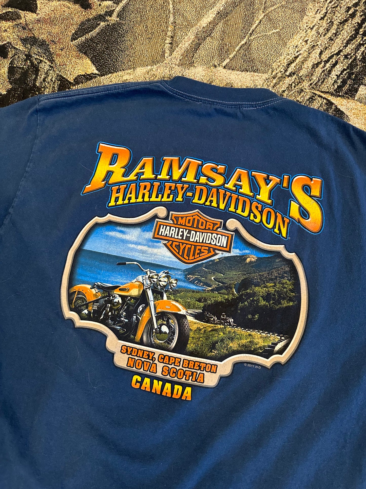 ‘11 Harley Davidson shirt