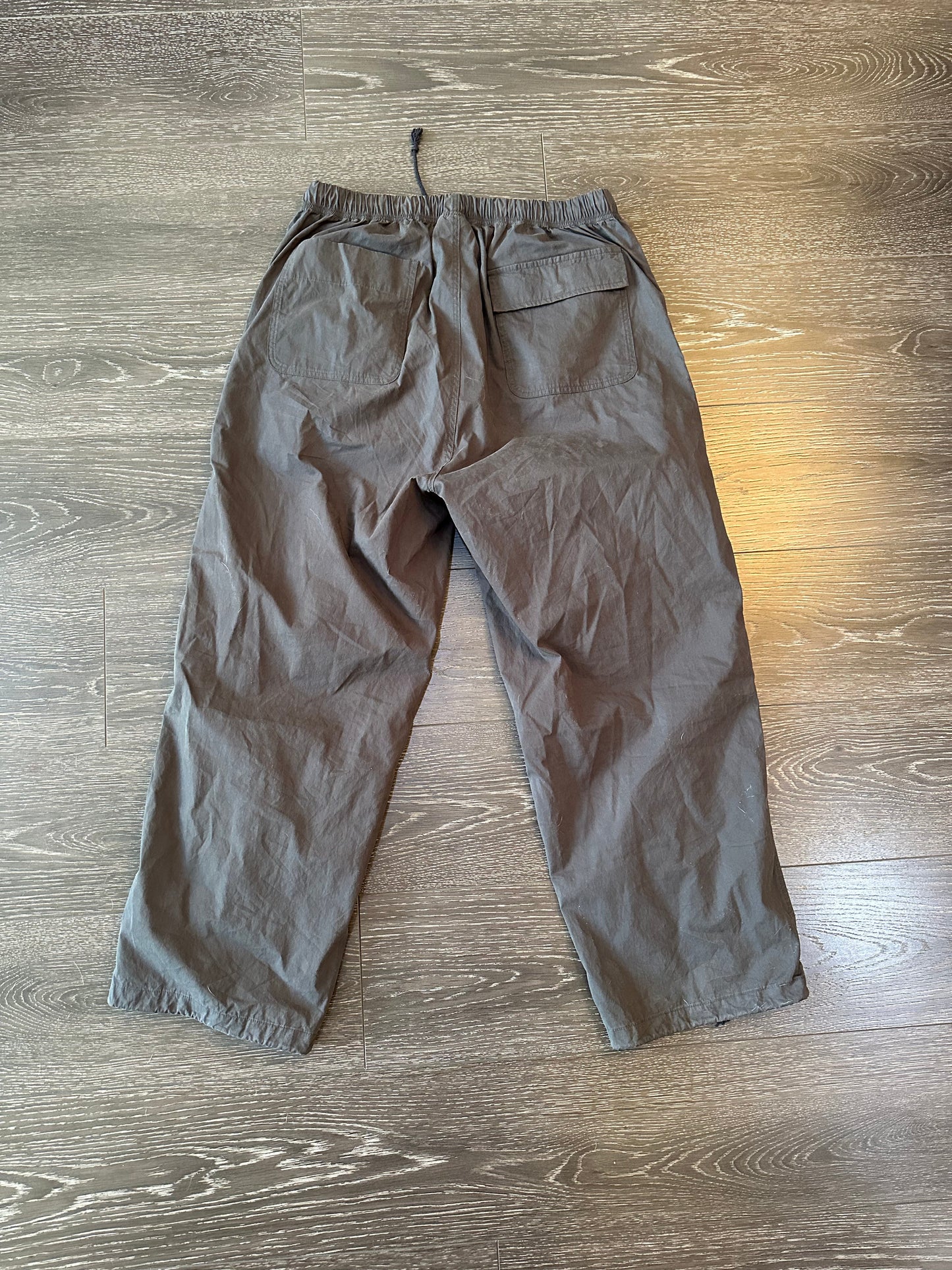 (M) Stussy NYCO over trousers