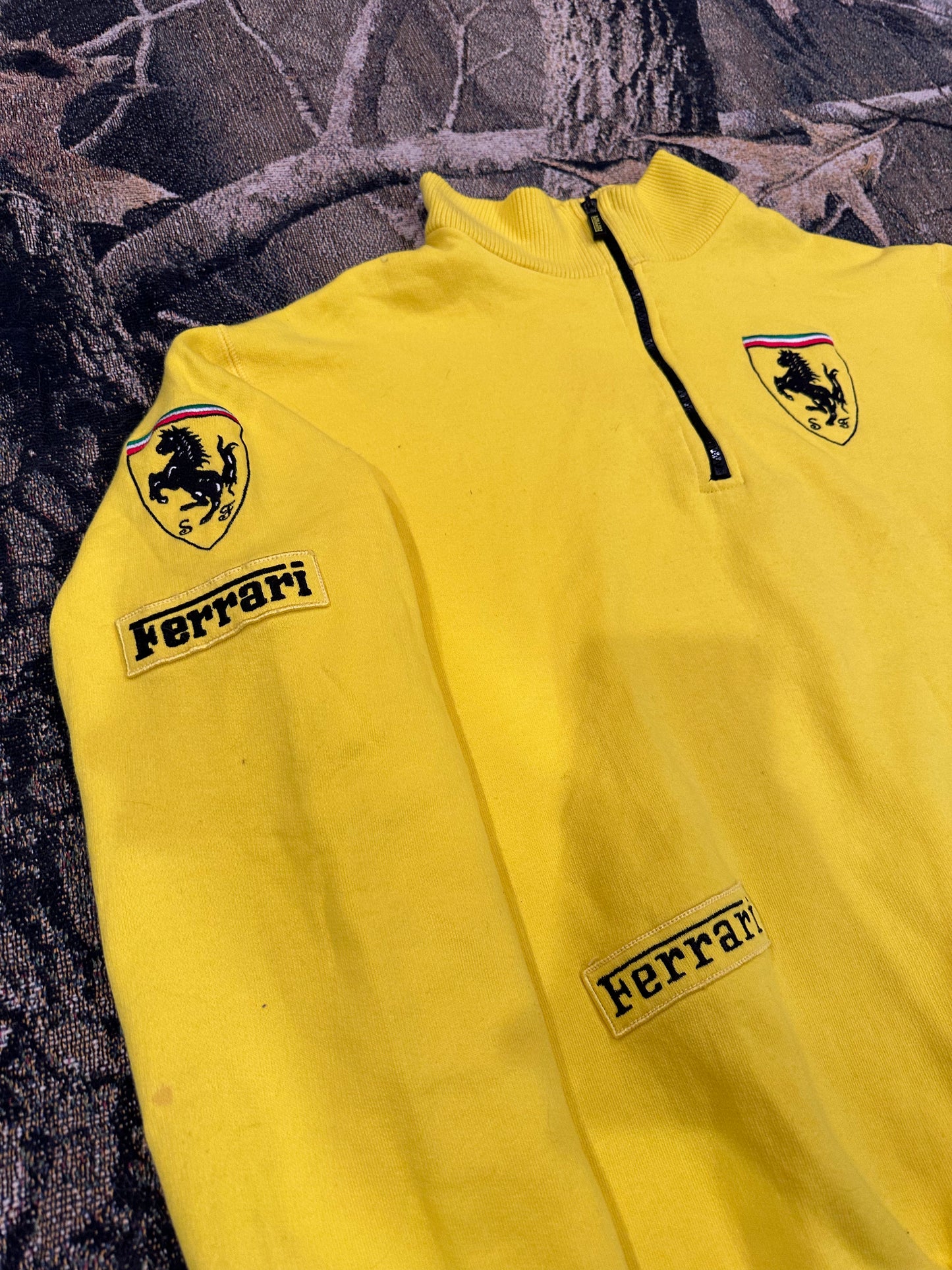 2004 Monaco Ferrari 1/4 zip