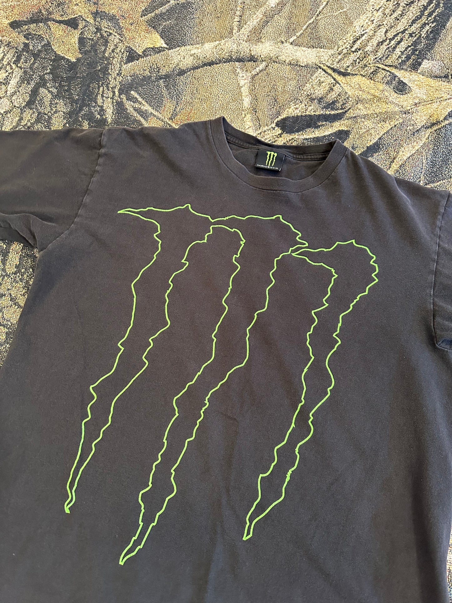 Monster energy T shirt