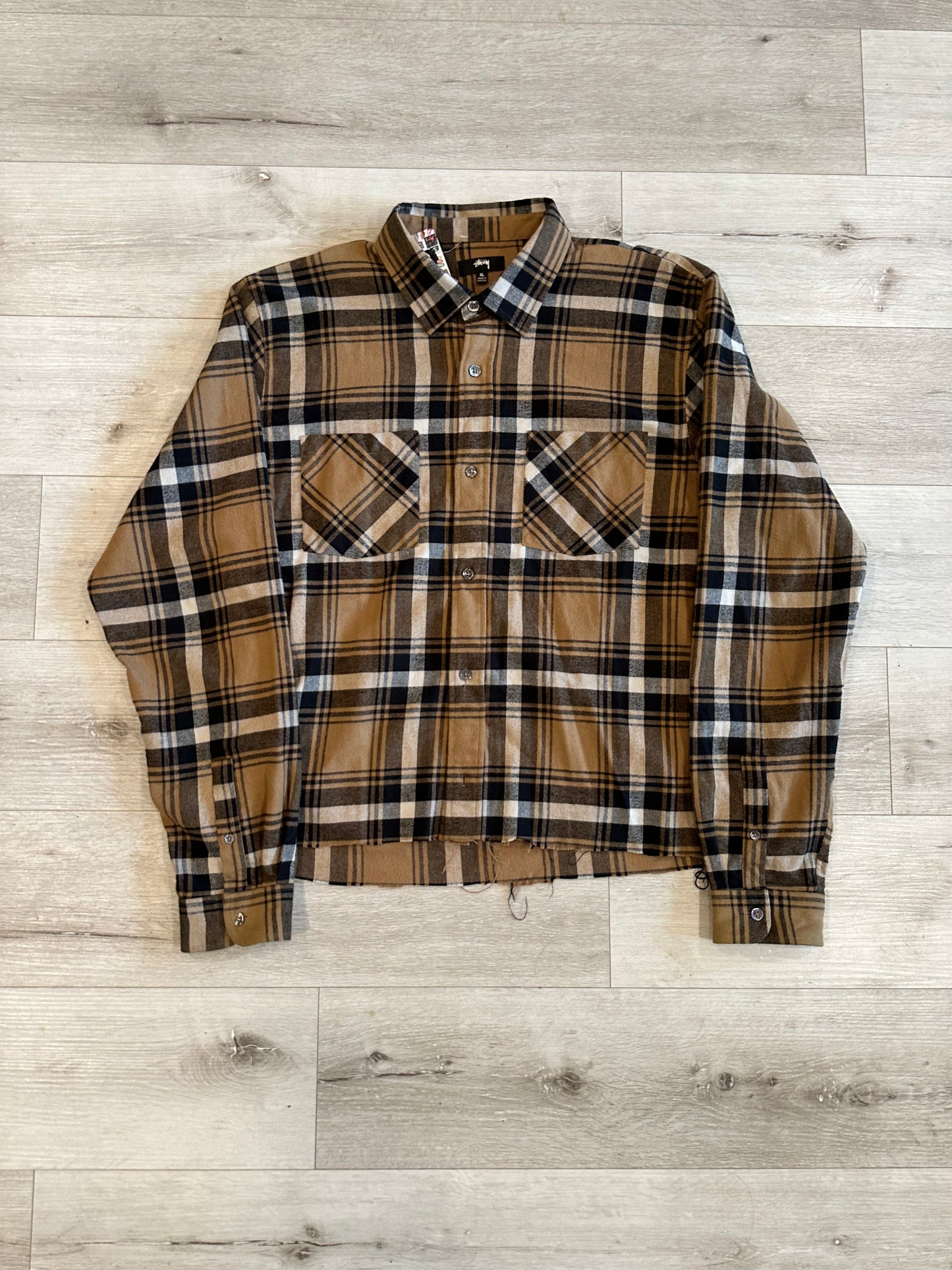 STUSSY FLANNEL BUTTON UP shirt