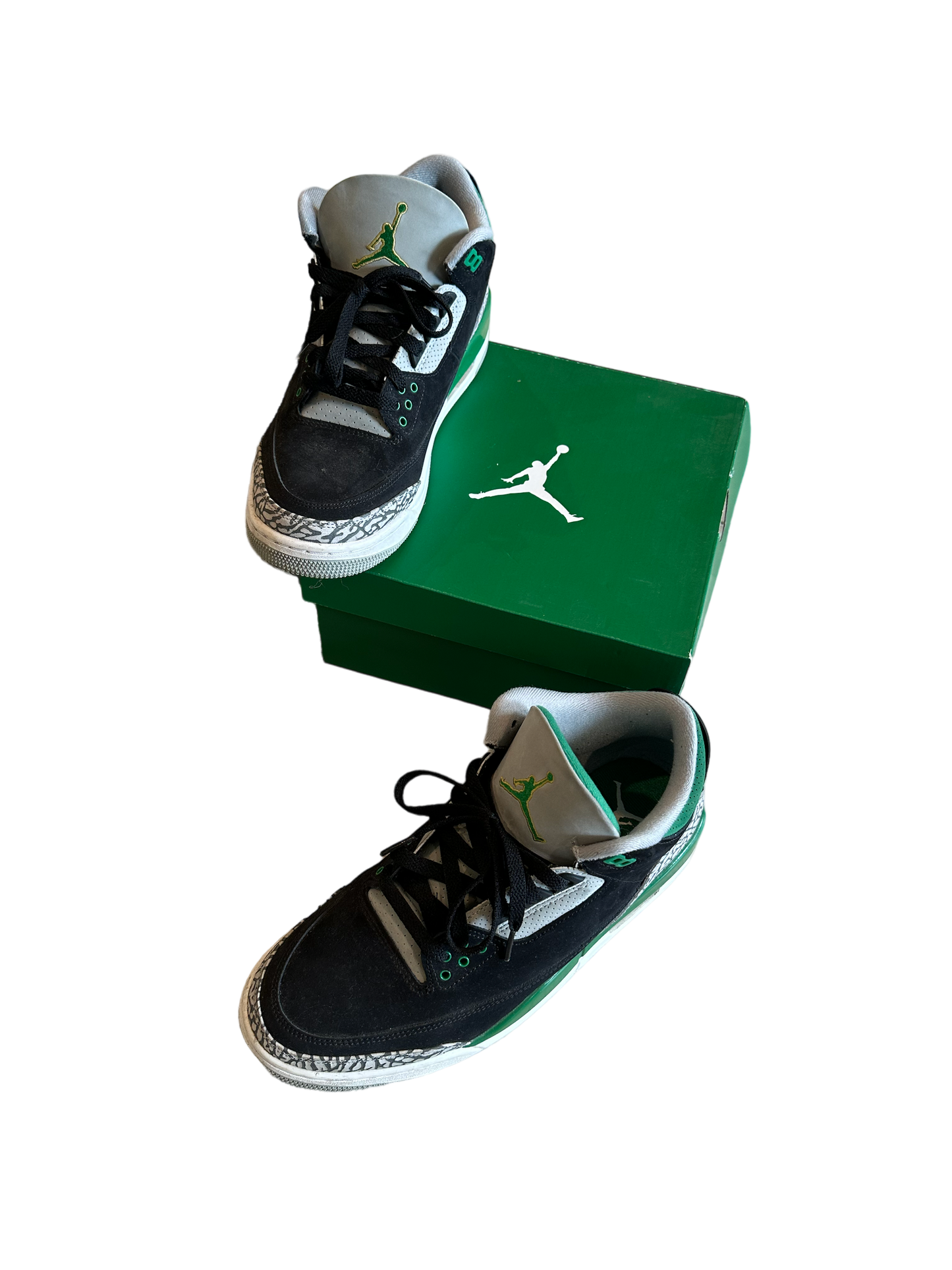 Jordan 3s ‘pine green’ sz 9.5